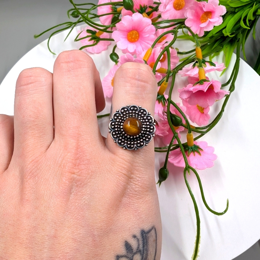 Tigers Eye Cabuchon Style Stone 925 Sterling Silver Plated Vintage Ring Size 9